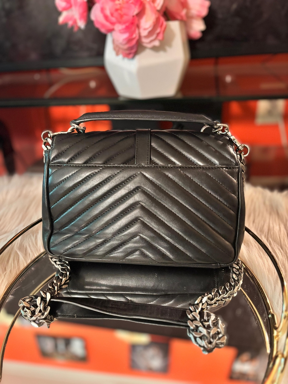 Saint Laurent Black Quilted Leather Chain Shoulder Bag MM - Picture 2 of 4